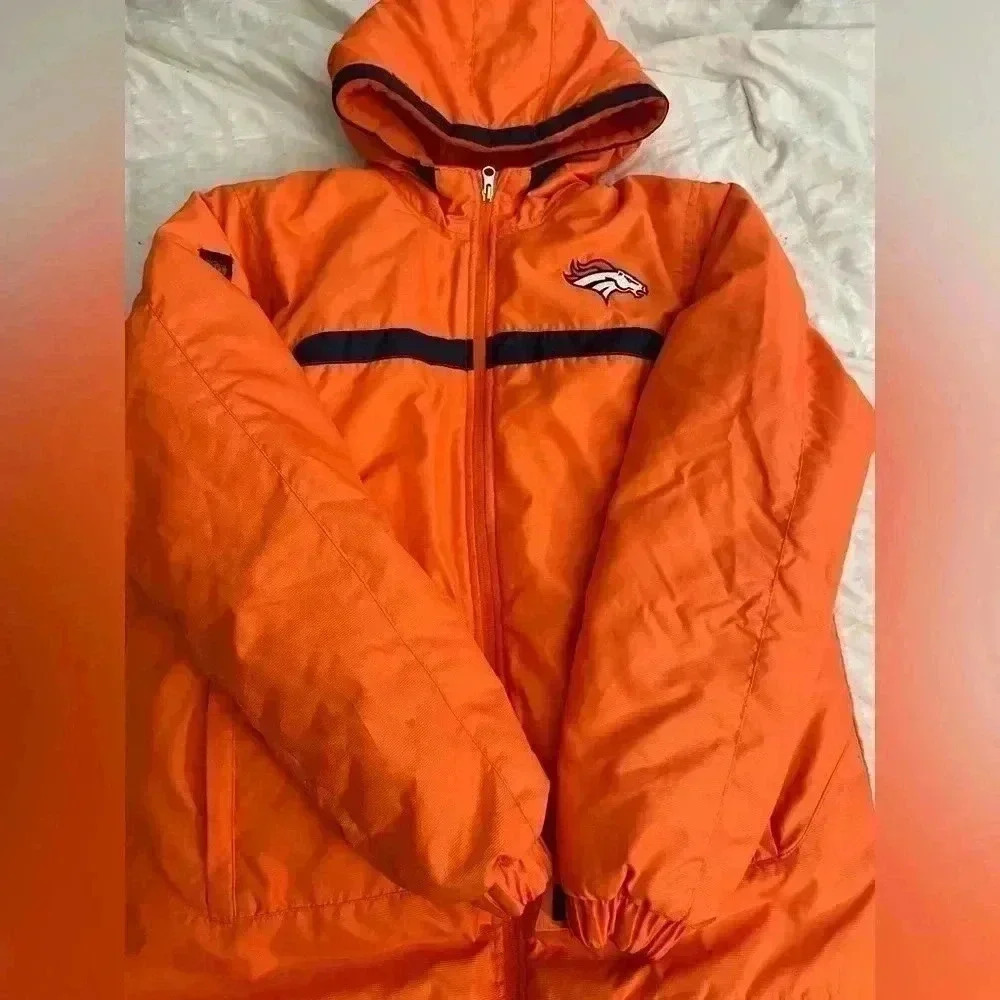 DENVER BRONCOS Youth XXL 18 Puffer Snow Winter Jacket NFL - EUC women’s XS